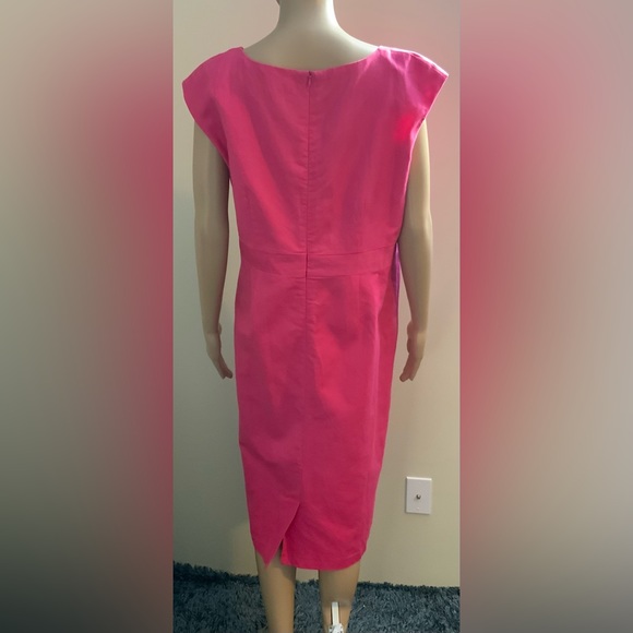 Jessica London - Picture 3 of 3